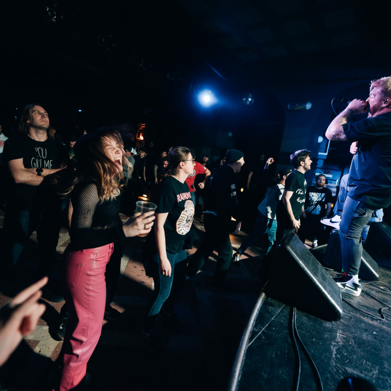 038_DRAGGED-UNDER_Futurum_9.-4.-2023